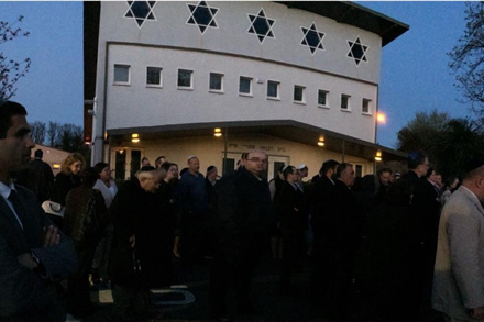 dublin jewish irish congregation hebrew centre community hashoah 16th commemoration yom jrci april
